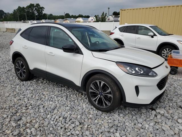 Photo 4 from auction – 2021 FORD ESCAPE SE with VIN 1FMCU9G64MUA64374