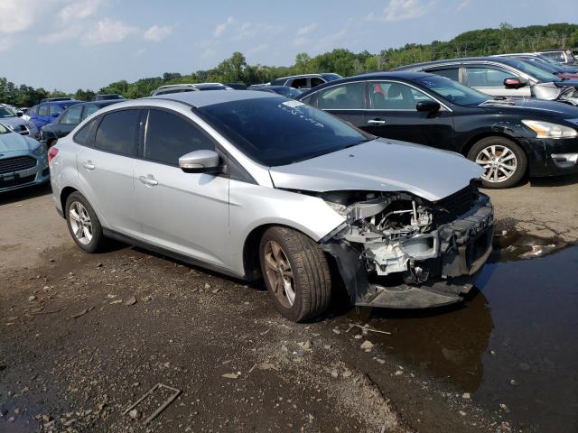 Foto 4 de la subasta – 2014 FORD FOCUS SE con VIN 1FADP3F21EL307423