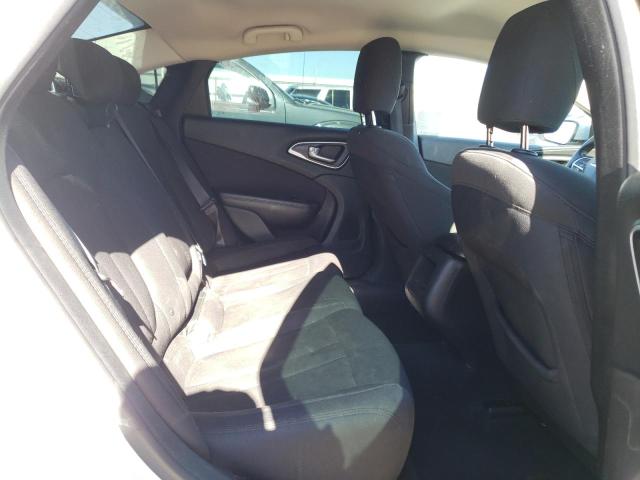 Photo 10 from auction – 2015 CHRYSLER 200 LIMITE with VIN 1C3CCCAB3FN759084