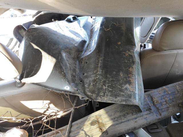 Photo 8 from auction – 2004 MERCURY MOUNTAINEE with VIN 4M2ZU86E24UJ17732