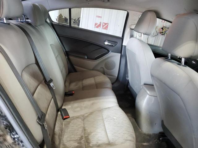 Photo 10 from auction – 2015 KIA FORTE LX with VIN KNAFK4A68F5352542