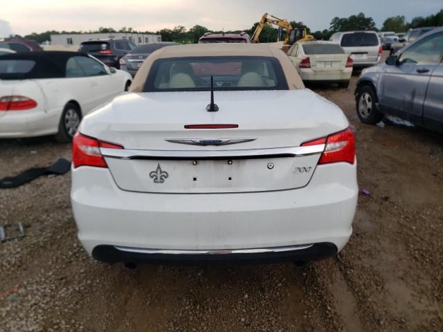 Photo 6 from auction – 2013 CHRYSLER 200 TOURIN with VIN 1C3BCBEGXDN508667