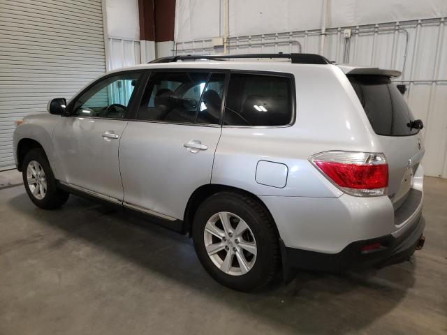 Photo 2 from auction – 2012 TOYOTA HIGHLANDER with VIN 5TDBK3EH8CS111190