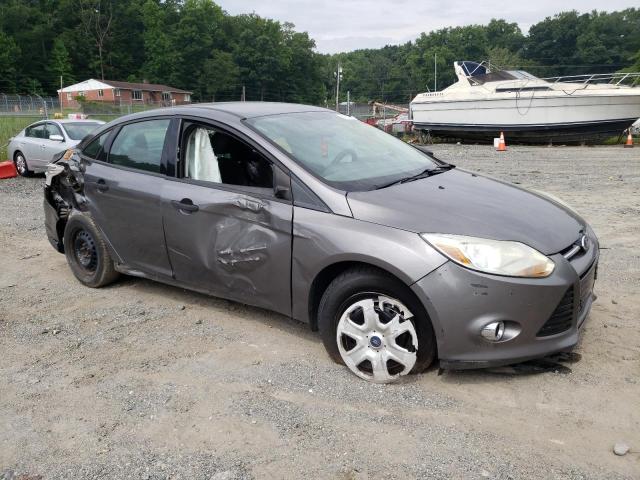 Photo 4 from auction – 2014 FORD FOCUS S with VIN 1FADP3E23EL180918