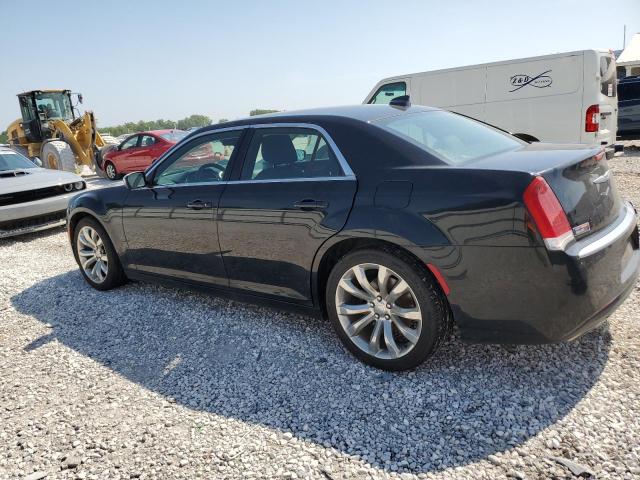 Photo 2 from auction – 2018 CHRYSLER 300 TOURIN with VIN 2C3CCAAG2JH315485