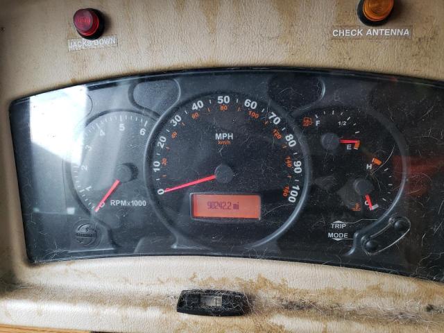 Photo 8 from auction – 2003 WINNEBAGO SUNCRUISER with VIN 5B4MP67G833366834