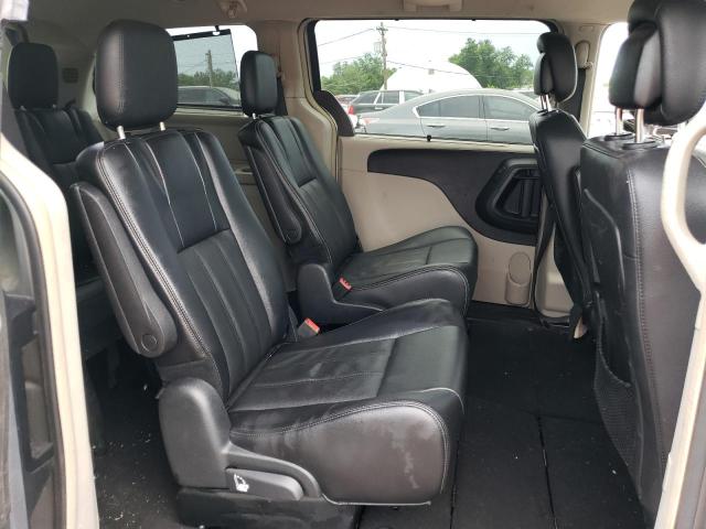 Photo 11 from auction – 2014 CHRYSLER TOWN & COU with VIN 2C4RC1BG8ER368342