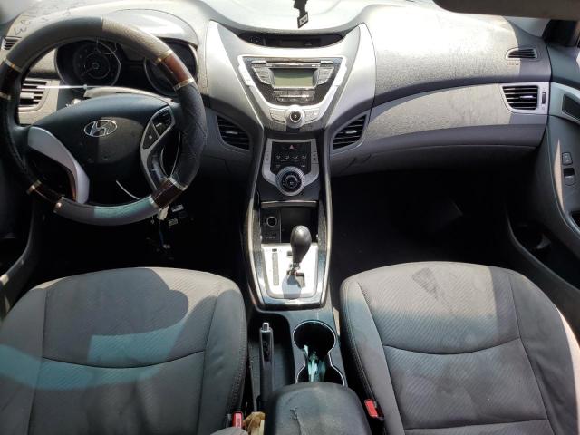 Photo 8 from auction – 2012 HYUNDAI ELANTRA GL with VIN 5NPDH4AE3CH146959