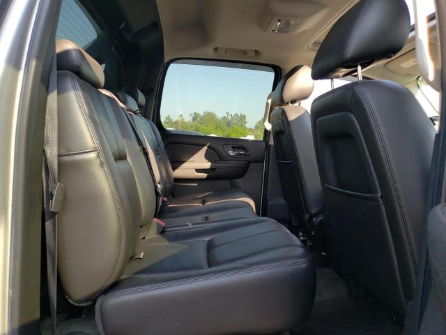 Photo 10 from auction – 2011 CHEVROLET AVALANCHE with VIN 3GNTKFE31BG106914