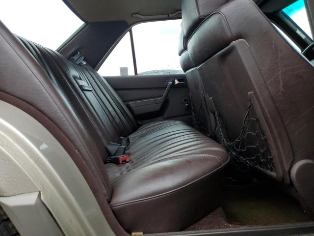 Photo 10 from auction – 1989 MERCEDES-BENZ 190 E with VIN WDBDA29D6KF635285