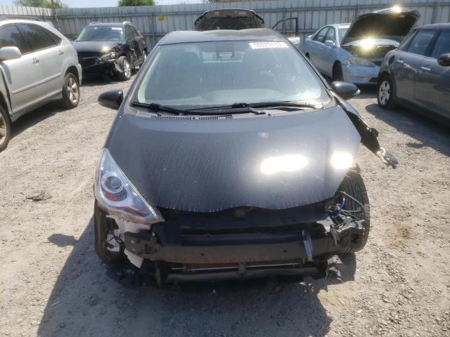 Photo 5 from auction – 2016 TOYOTA PRIUS C with VIN JTDKDTB35G1589492