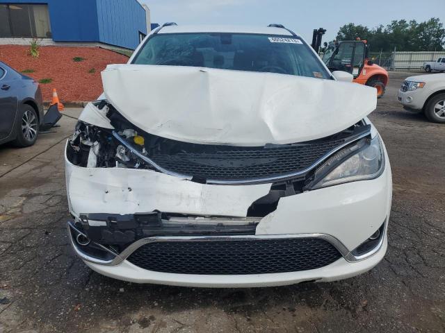 Photo 5 from auction – 2017 CHRYSLER PACIFICA T with VIN 2C4RC1BG8HR743618