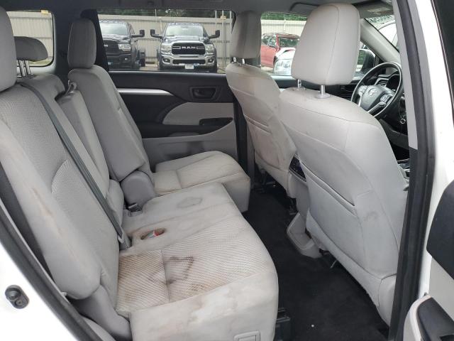 Photo 11 from auction – 2015 TOYOTA HIGHLANDER with VIN 5TDZKRFHXFS095191