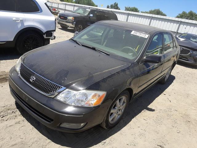 TOYOTA AVALON XL 2000 with VIN 4T1BF28B1YU024302 - Photo from auction