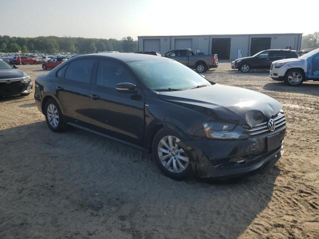 Photo 4 from auction – 2015 VOLKSWAGEN PASSAT S with VIN 1VWAT7A35FC036672