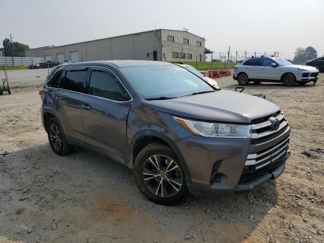 Photo 4 from auction – 2017 TOYOTA HIGHLANDER with VIN 5TDZARFH1HS024614