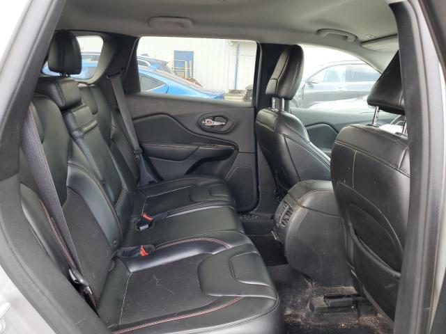 Photo 11 from auction – 2019 JEEP CHEROKEE T with VIN 1C4PJMBXXKD188499