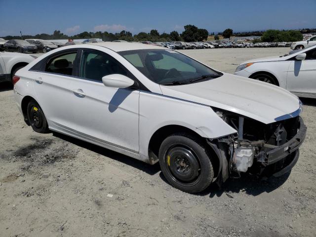 Photo 4 from auction – 2013 HYUNDAI SONATA GLS with VIN 5NPEB4AC4DH672023
