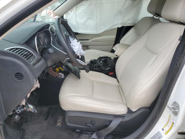 Photo 7 from auction – 2015 CHRYSLER 300 LIMITE with VIN 2C3CCAAG0FH780483