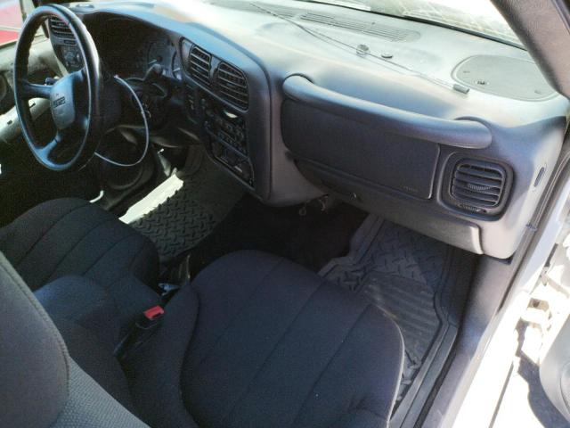 Photo 8 from auction – 2003 GMC SONOMA with VIN 1GTCS19X638166669