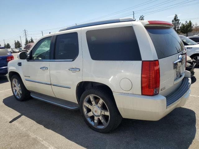 Photo 2 from auction – 2010 CADILLAC ESCALADE L with VIN 1GYUKBEF7AR200949