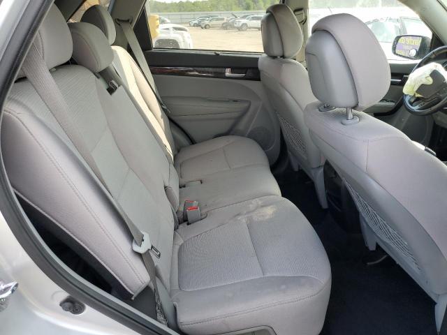 Photo 11 from auction – 2014 KIA SORENTO LX with VIN 5XYKT3A60EG473435