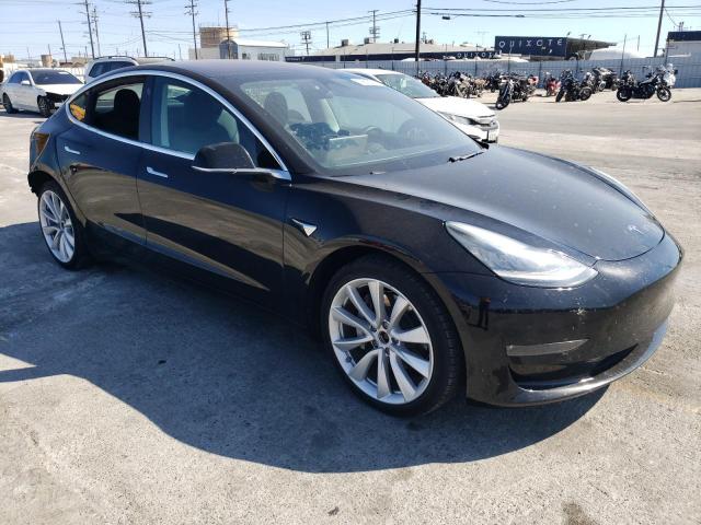 Photo 4 from auction – 2018 TESLA MODEL 3 with VIN 5YJ3E1EB9JF170519