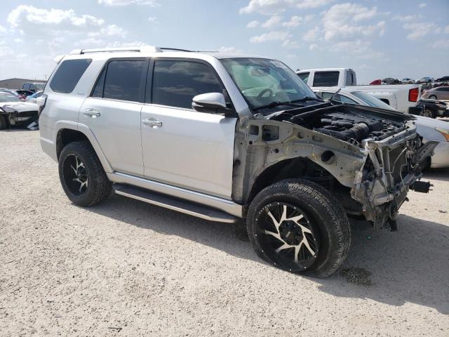 Photo 4 from auction – 2014 TOYOTA 4RUNNER SR with VIN JTEBU5JR8E5156008