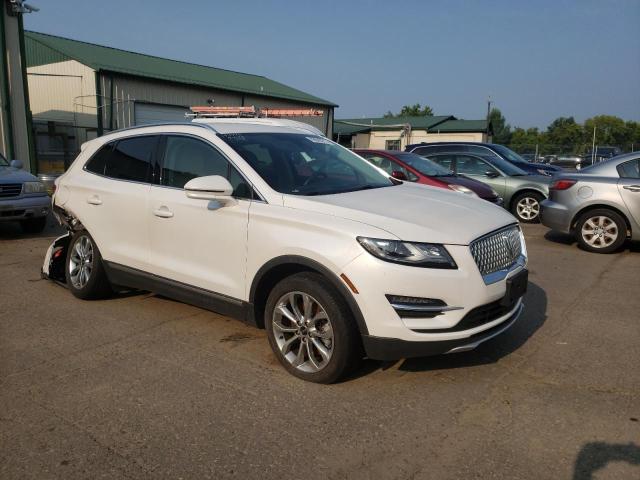 Photo 4 from auction – 2019 LINCOLN MKC SELECT with VIN 5LMCJ2D96KUL08308