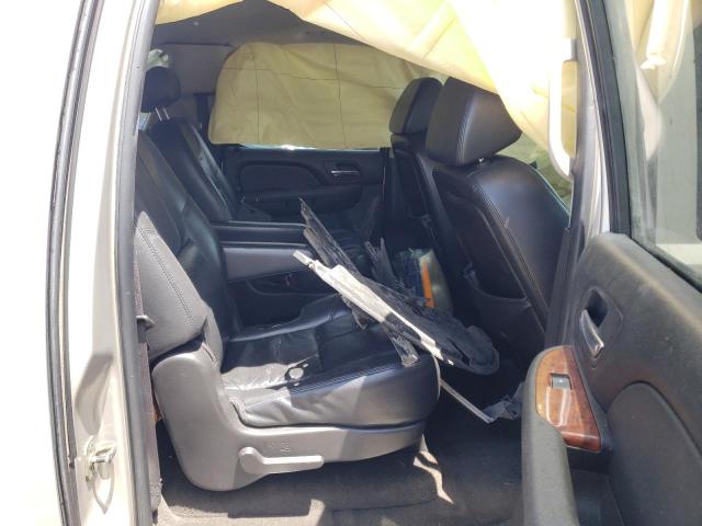 Photo 11 from auction – 2007 CHEVROLET SUBURBAN K with VIN 1GNFK16367J370957