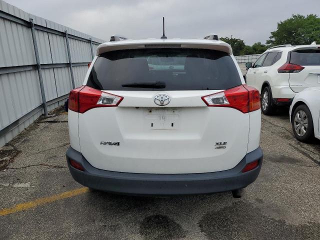 Photo 6 from auction – 2015 TOYOTA RAV4 XLE with VIN JTMRFREV3FD130905
