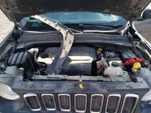 Photo 12 from auction – 2018 JEEP RENEGADE S with VIN ZACCJBAB4JPJ22567