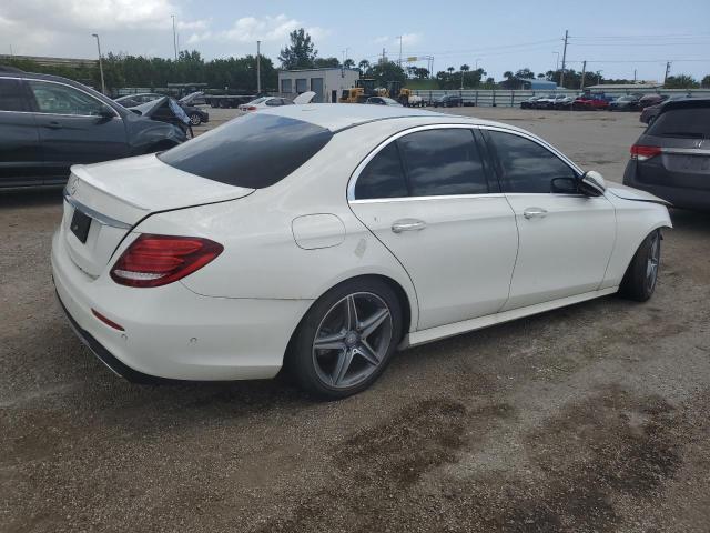 Photo 3 from auction – 2017 MERCEDES-BENZ E 300 with VIN WDDZF4JB3HA149950