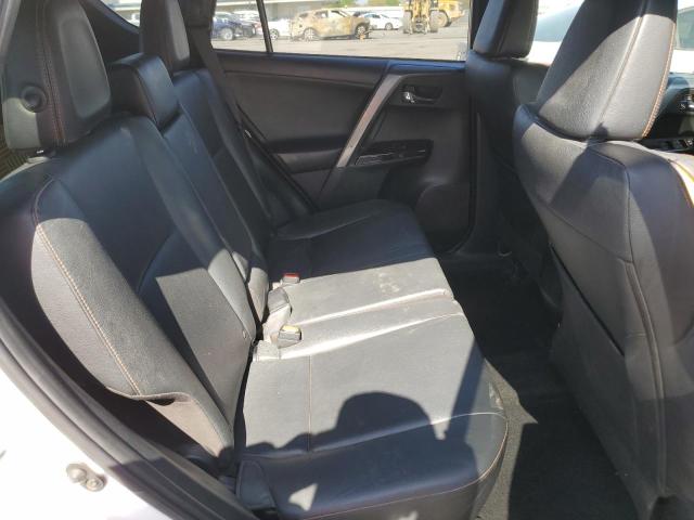 صورة رقم 10 من المزاد - 2017 TOYOTA RAV4 SE مع VIN JTMNFREVXHD100740
