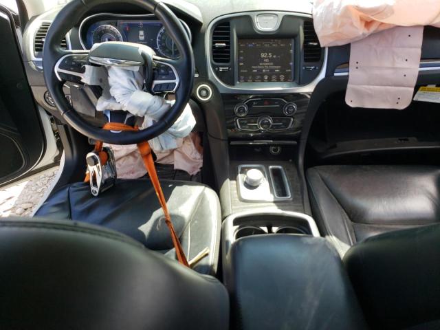 Photo 8 from auction – 2016 CHRYSLER 300 LIMITE with VIN 2C3CCAAG0GH234073