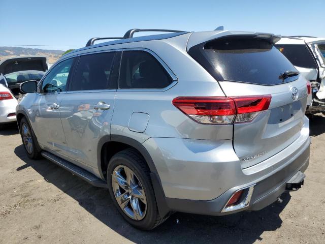 Photo 2 from auction – 2018 TOYOTA HIGHLANDER with VIN 5TDDZRFH4JS863679