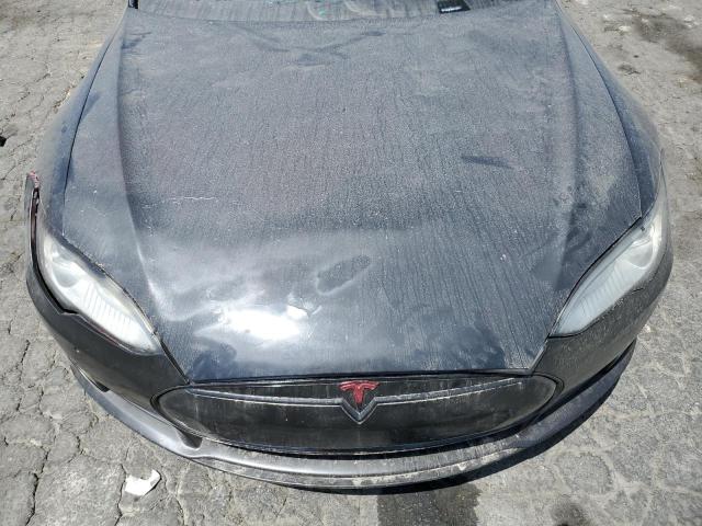 Photo 11 from auction – 2013 TESLA MODEL S with VIN 5YJSA1CNXDFP28323