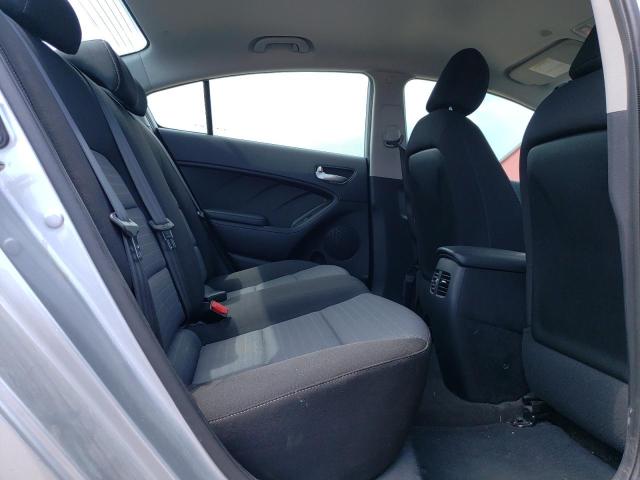 Photo 10 from auction – 2015 KIA FORTE LX with VIN KNAFX4A64F5425293