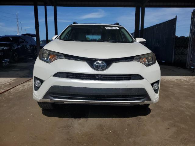 Photo 5 from auction – 2017 TOYOTA RAV4 LIMIT with VIN 2T3YFREV2HW323158