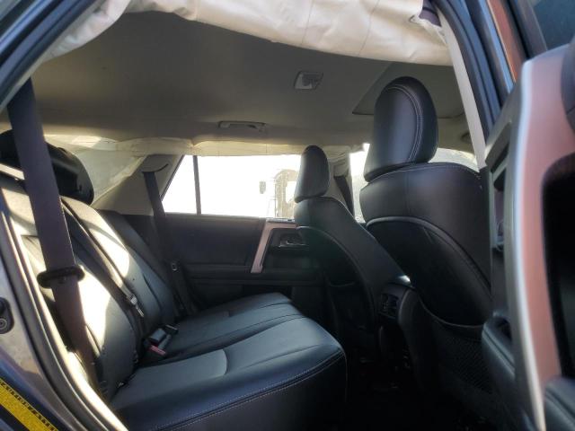 Photo 10 from auction – 2018 TOYOTA 4RUNNER SR with VIN JTEBU5JR4J5599234