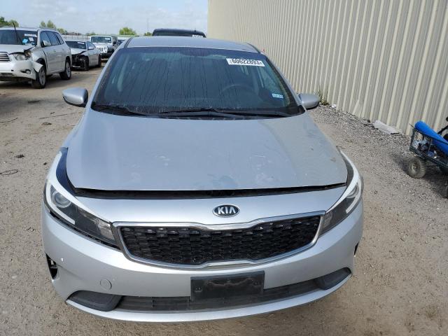 Photo 5 from auction – 2017 KIA FORTE LX with VIN 3KPFK4A79HE109812