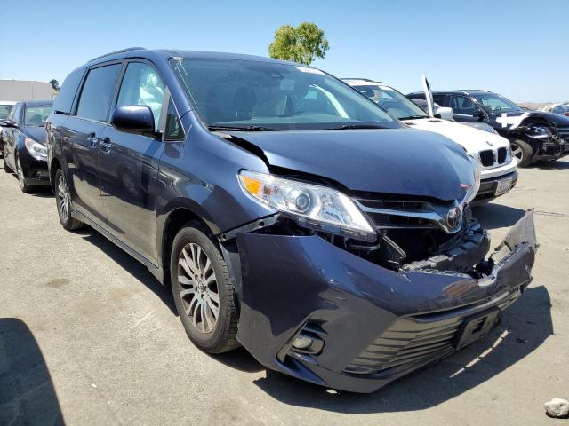Photo 4 from auction – 2018 TOYOTA SIENNA XLE with VIN 5TDYZ3DC7JS943578