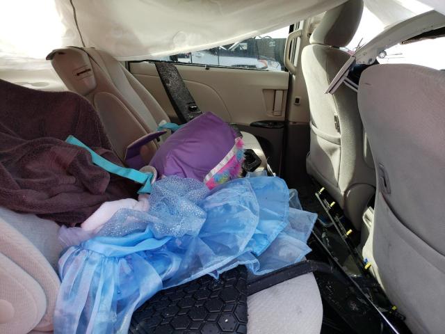 Photo 10 from auction – 2013 TOYOTA SIENNA LE with VIN 5TDKK3DC9DS334829