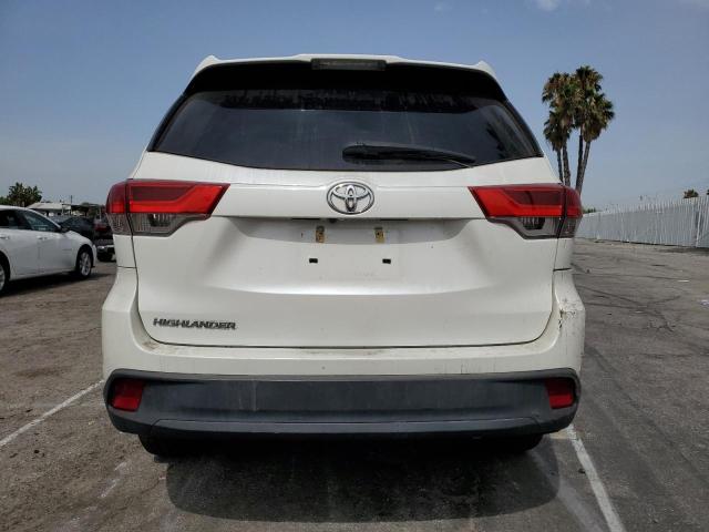 Photo 6 from auction – 2018 TOYOTA HIGHLANDER with VIN 5TDZARFH6JS038949