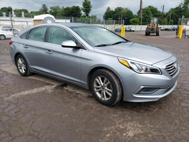 Photo 4 from auction – 2016 HYUNDAI SONATA SE with VIN 5NPE24AF5GH403561