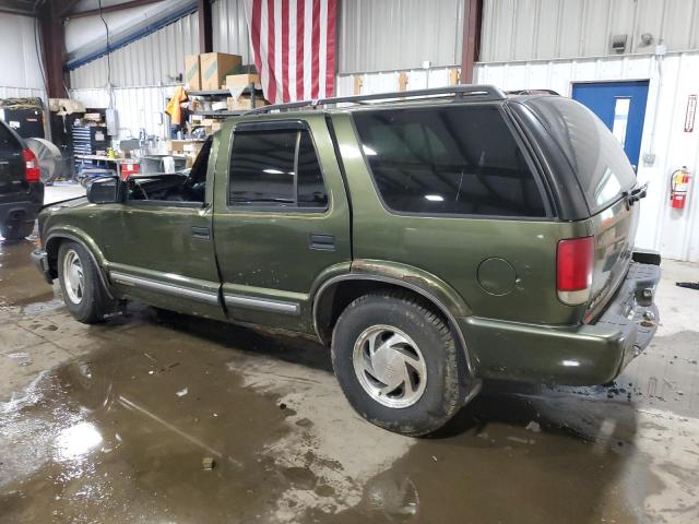 Photo 2 from auction – 2001 CHEVROLET BLAZER with VIN 1GNDT13W812104215
