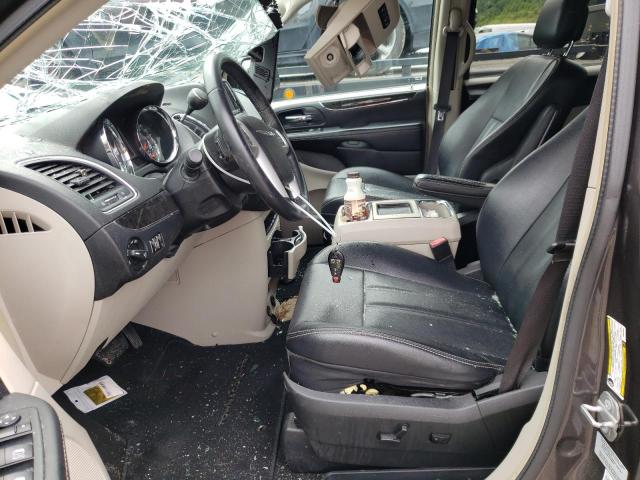 Photo 7 from auction – 2015 CHRYSLER TOWN & COU with VIN 2C4RC1BG3FR696351