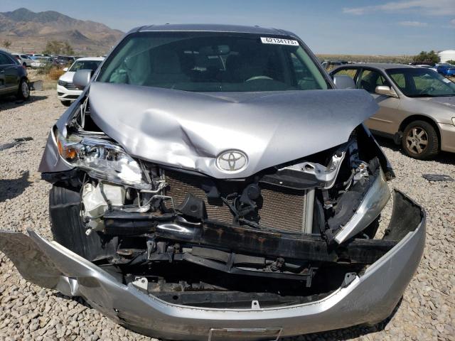 Photo 5 from auction – 2011 TOYOTA SIENNA LE with VIN 5TDKK3DC8BS021896