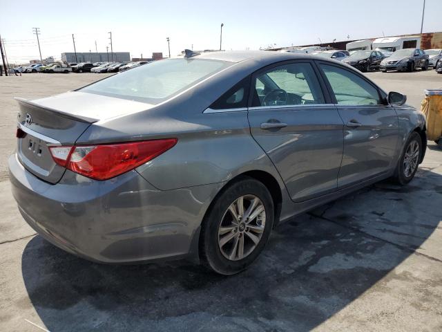 Photo 3 from auction – 2013 HYUNDAI SONATA GLS with VIN 5NPEB4AC2DH717718