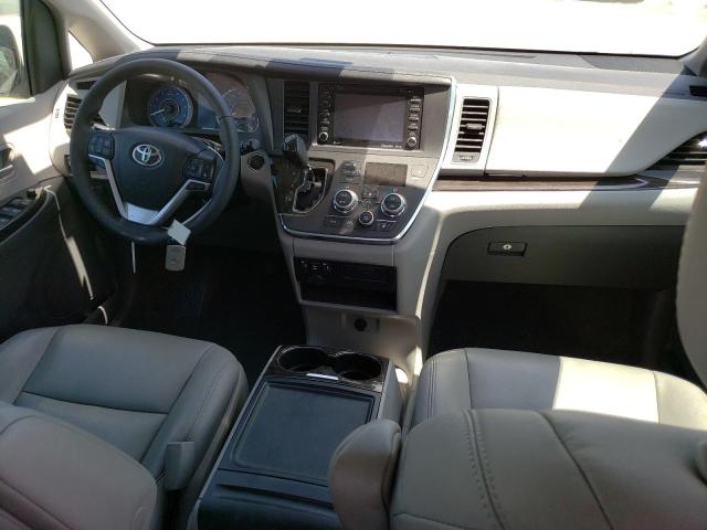 Photo 8 from auction – 2018 TOYOTA SIENNA XLE with VIN 5TDDZ3DC3JS206277